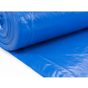 Detailfoto van LDPE vuilzak T50 blauw 120 liter met close-up van de sterke kunststof folie, glanzende oppervlaktestructuur, opgerolde lagen en zichtbare lasnaden.