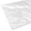 Detailfoto van een transparante LDPE zak met gladde, glanzende folie en stevige zijlas, waarbij de heldere structuur en hoogwaardige afwerking duidelijk zichtbaar zijn op een witte achtergrond.