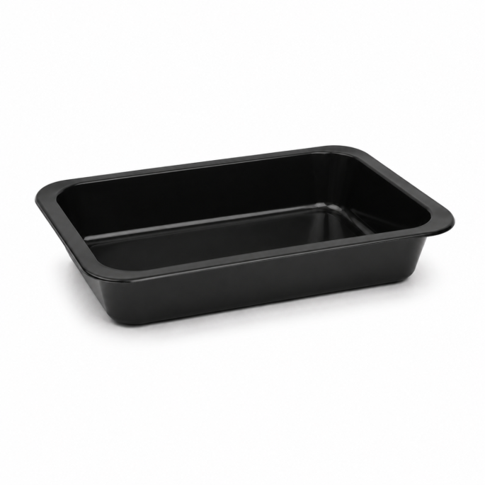PP saladebakje rechthoek 150 cc zwart van 108 × 82 × 30 mm op een witte achtergrond, ideaal voor het verpakken van salades, maaltijden, fruit en koude gerechten.