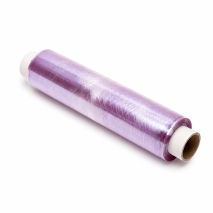 Rol transparante huishoudfolie 450 mm x 300 meter op kartonnen kern, professioneel gefotografeerd op een witte achtergrond. Geschikt voor voedselverpakking, horeca, catering en grootverbruik.
